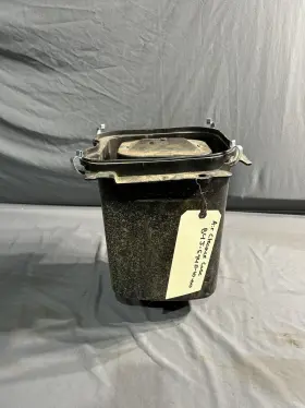 B4j-e4411-10-00 Used Yamaha Wolverine Rmax Utv Air Cleaner Case