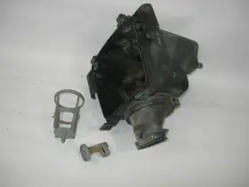 13700-21g00 Suzuki 04-09 Quadsport Lt-z250 Ltz250 Ltz 250 Air Filter Cage Case Intake Tube
