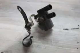 4b5-14840-00-00 Yamaha Grizzly 300 Yfm300g Air Cut Valve Assembly