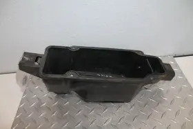 5v7-14411-00-00 Yamaha 1982 Tri Moto 125 J Air Box Housing Case