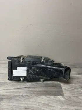 5yt-14412-01-00 Yamaha 5yt-14411-00-00 2013 04-13 Raptor 350 Airbox Air Intake Filter Box